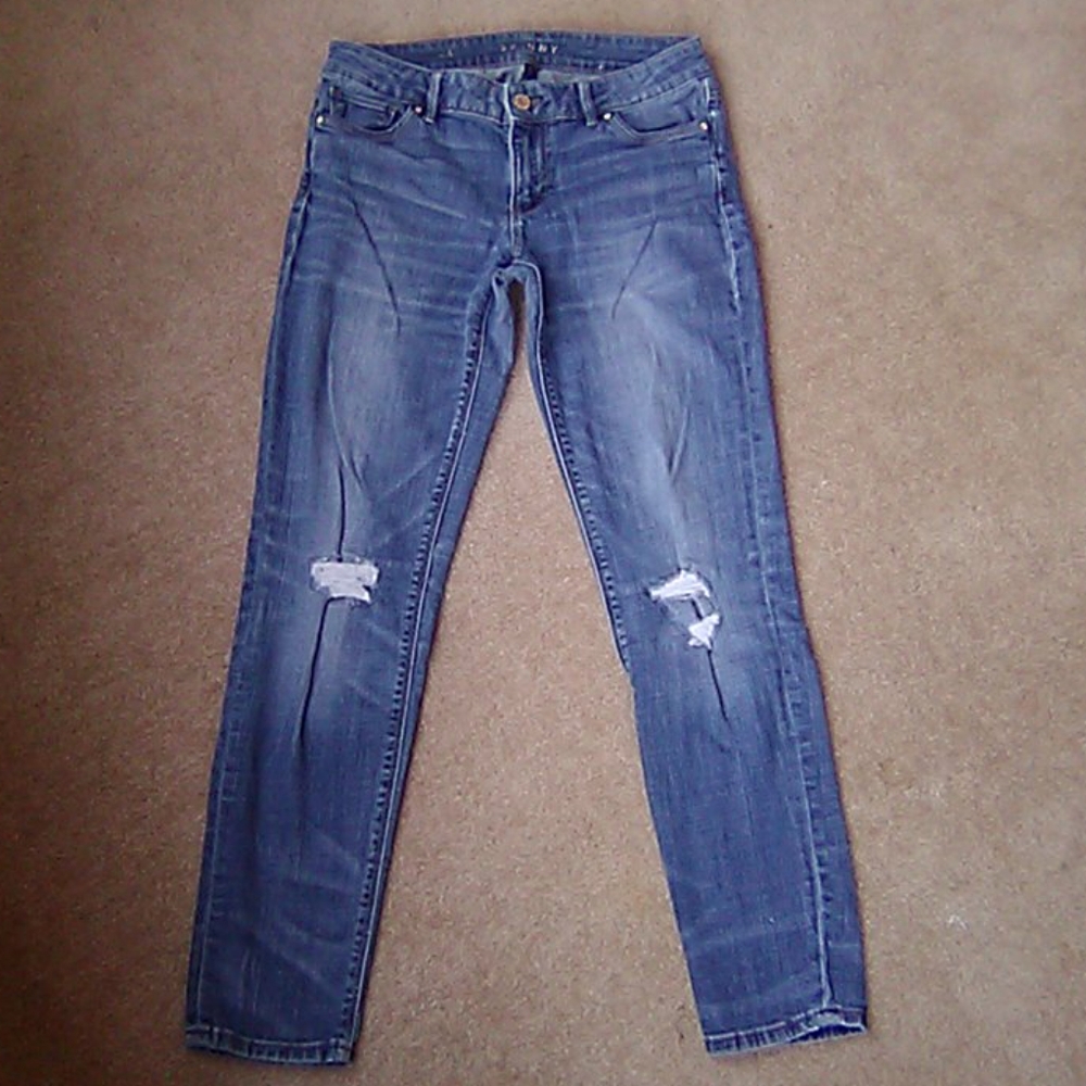 WHITE HOUSE BLACK MARKET Skinny Jeans